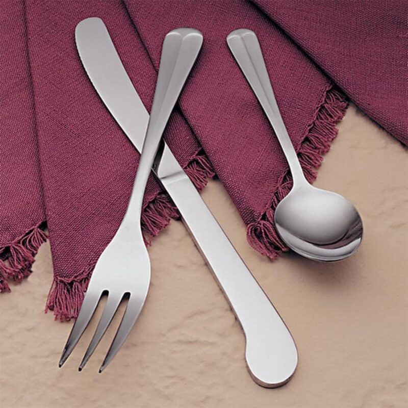 Custom Libbey Brandware 132 5262 Freedom 8 3/8" Medium Dinner Knife - 1